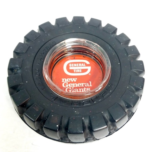 Vintage advertising General Tire ashtray